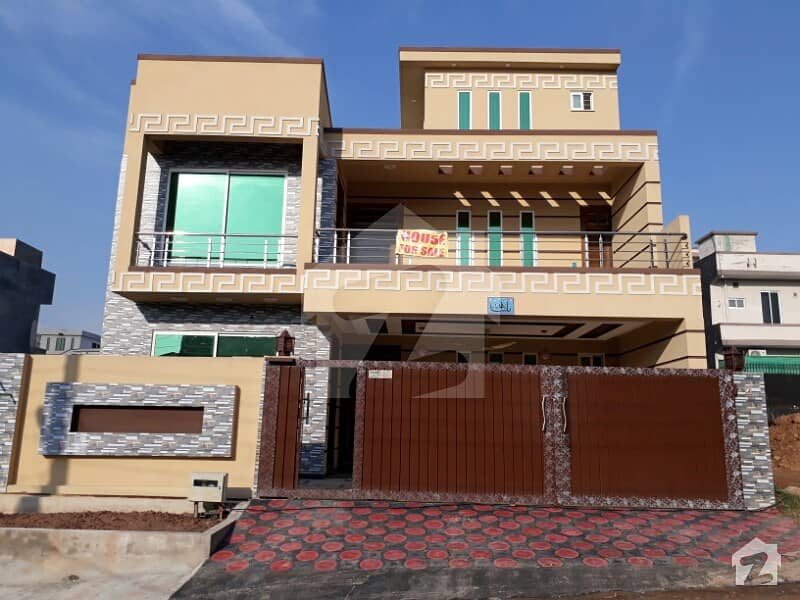10 Marla Brand New House Available In Pakistan Town