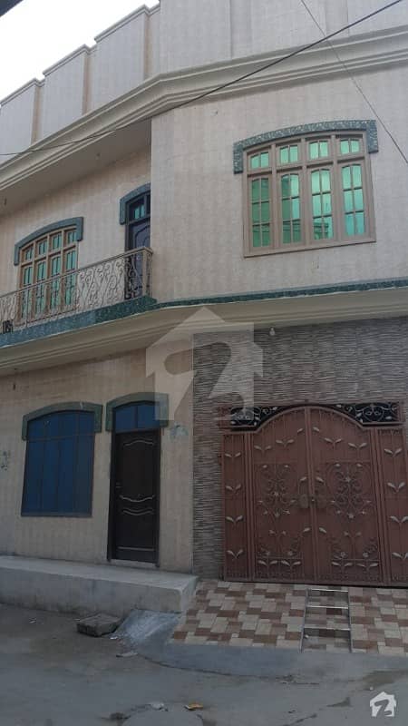 شالیمار پارک فیصل آباد میں 5 کمروں کا 6 مرلہ مکان 1.25 کروڑ میں برائے فروخت۔