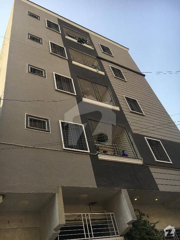 ڈیفینس ویو سوسائٹی کراچی میں 2 کمروں کا 4 مرلہ فلیٹ 50 لاکھ میں برائے فروخت۔