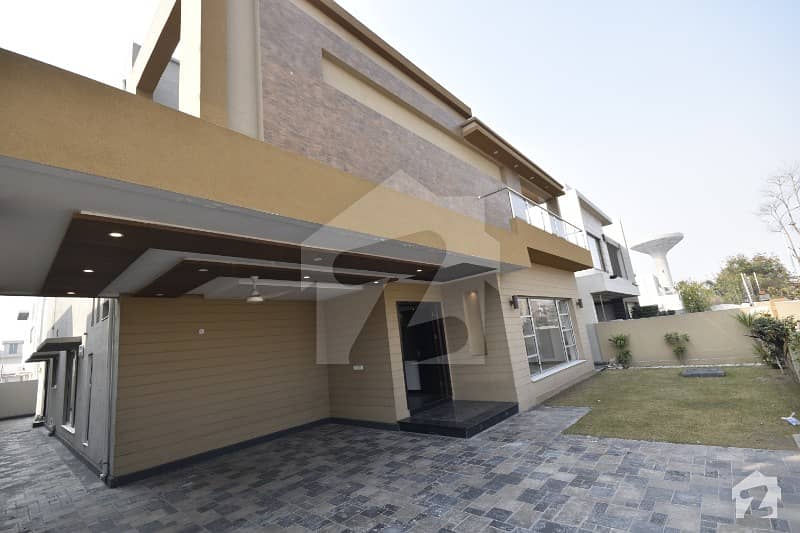 Brand New 01 Kanal With Original Pics Bungalow Available For Sale In DHA Phase 6