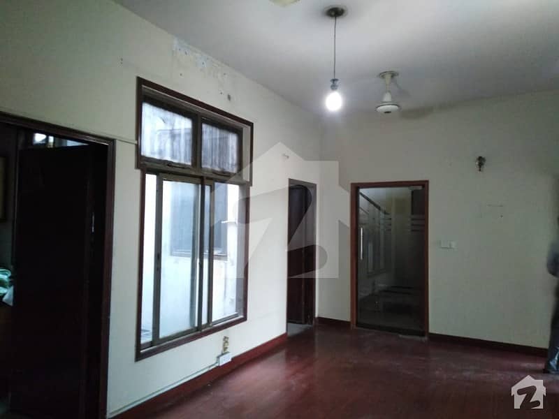 4 Marla Second Floor Apartment For Rent In Low Price