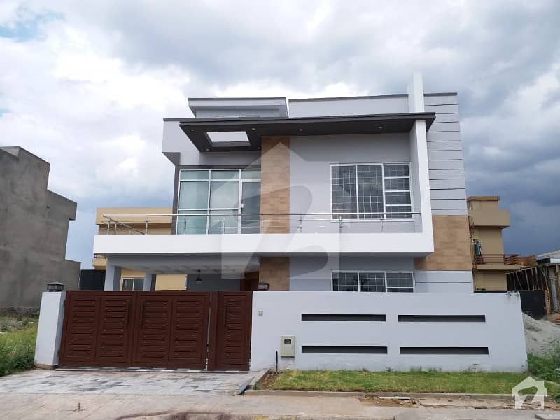 10 Marla New House For Sale In Overseas 7
