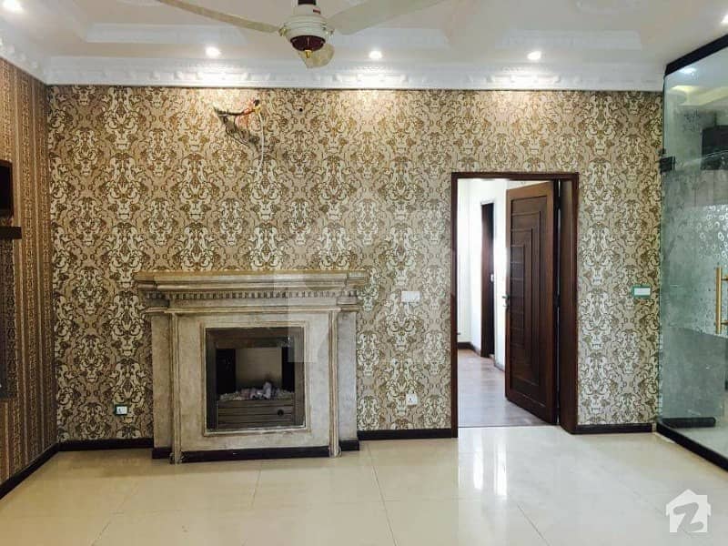 10 marla upper portion for rent paragon city