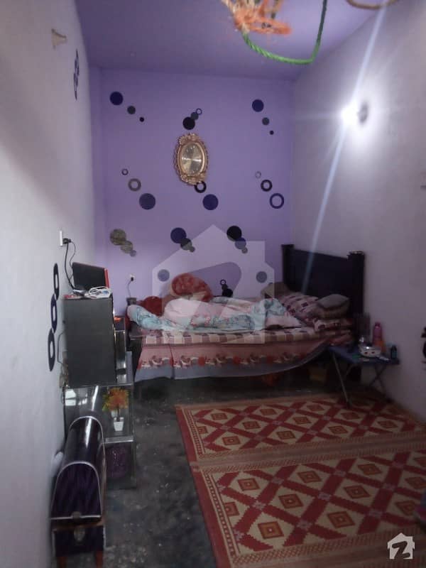 مناواں لاہور میں 1 کمرے کا 1 مرلہ مکان 12 لاکھ میں برائے فروخت۔