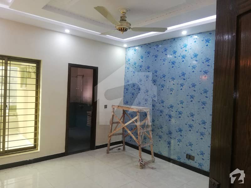 ڈیوائن گارڈنز ۔ بلاک سی ڈیوائن گارڈنز لاہور میں 3 کمروں کا 8 مرلہ مکان 50 ہزار میں کرایہ پر دستیاب ہے۔