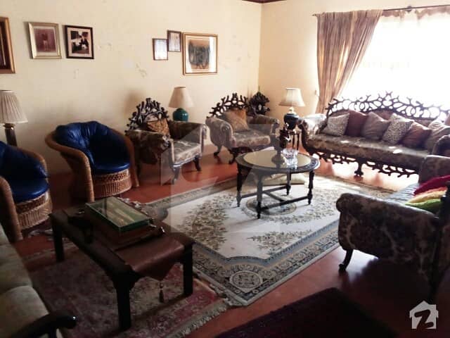 اسلام آباد - مری ایکسپریس وے اسلام آباد میں 4 کمروں کا 1.2 کنال مکان 2.5 کروڑ میں برائے فروخت۔