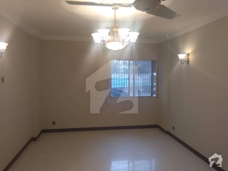 Sea Cliff Ground Floor 3 Bed Drawing Dining Apartment For Rent Near Agha Khan Lab