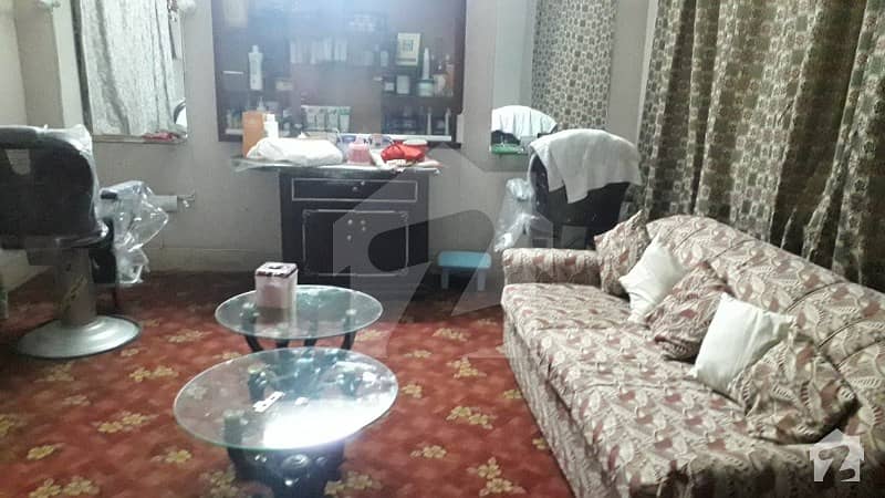 علامہ اقبال ٹاؤن ۔ راوی بلاک علامہ اقبال ٹاؤن لاہور میں 5 کمروں کا 10 مرلہ مکان 1.88 کروڑ میں برائے فروخت۔