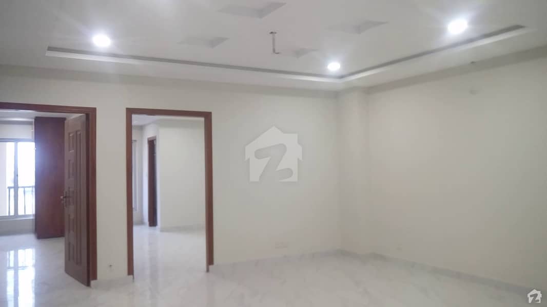 Flat Is Available For Sale In Business District North