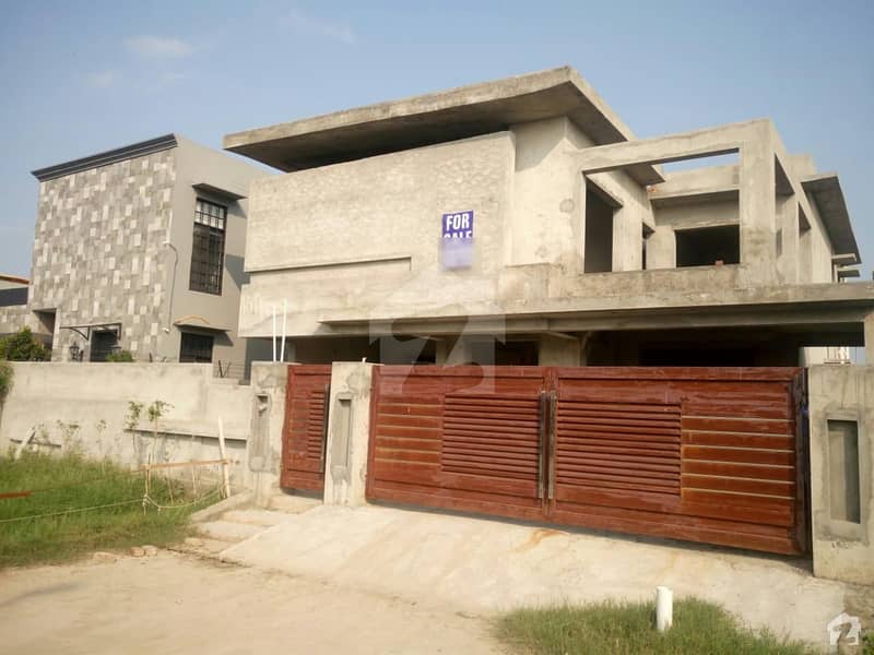 House For Sale Gray Structure Paragon City Woods Block, Paragon City