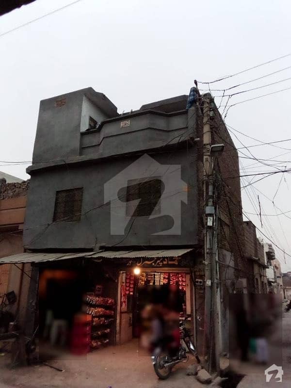 شاہدری ٹیکسلا میں 4 کمروں کا 0.11 مرلہ مکان 1.2 کروڑ میں برائے فروخت۔