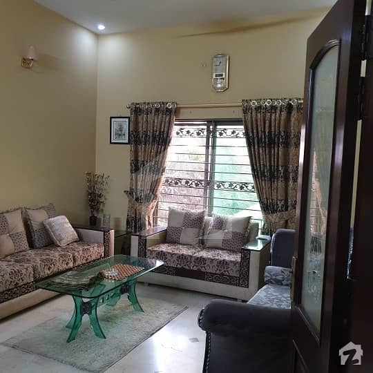 والٹن روڈ لاہور میں 4 کمروں کا 10 مرلہ مکان 2.15 کروڑ میں برائے فروخت۔