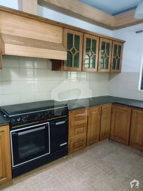 5 Bed Beautiful SD House For Sale In Askari 14