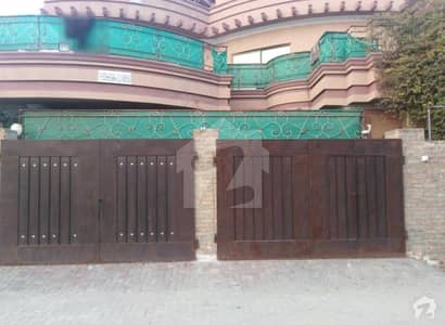 سیٹیلائیٹ ایکسٹینشن بہاولپور میں 5 کمروں کا 7 مرلہ مکان 2 کروڑ میں برائے فروخت۔ سیٹیلائیٹ ایکسٹینشن بہاولپور میں 5 کمروں کا 7 مرلہ مکان 2 کروڑ میں برائے فروخت۔