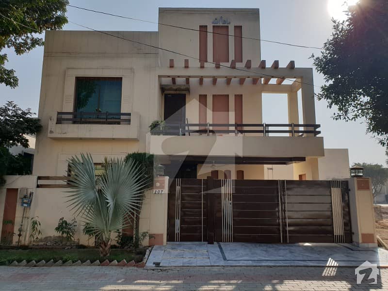 10 Marla House For Sale In Nargis Block Sector C Bahria Town Lahore