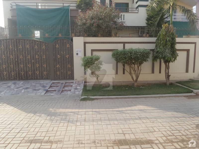 Double Storey Beautiful House For Sale At Aziz Yaqoob Town Okara
