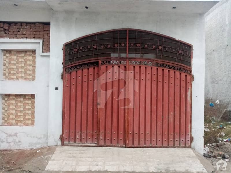 علامہ اقبال ٹاؤن گوجرانوالہ میں 4 کمروں کا 5 مرلہ مکان 70 لاکھ میں برائے فروخت۔