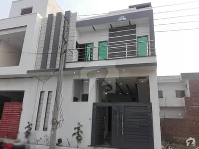 دارالسلام کالونی گجرات میں 5 کمروں کا 4 مرلہ مکان 85 لاکھ میں برائے فروخت۔ دارالسلام کالونی گجرات میں 5 کمروں کا 4 مرلہ مکان 85 لاکھ میں برائے فروخت۔