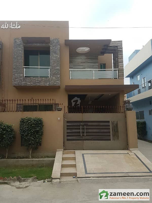 5. 5 Marla House For Sale In KB Housing Society Near Airport Facing Divine Center 5. 5 Marla House For Sale In KB Housing Society Near Airport Facing Divine Center