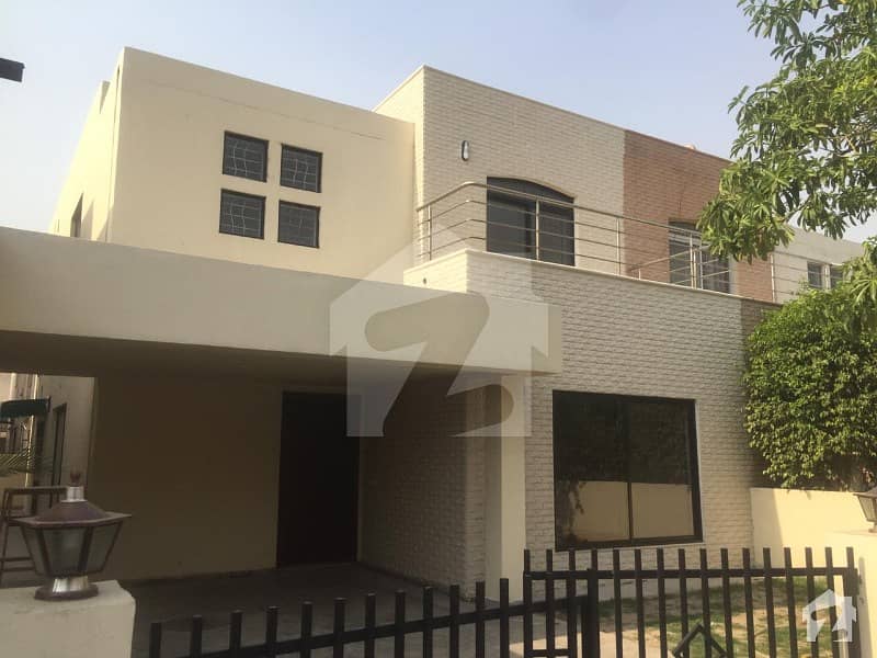 8 Marla House For Sale In Safari Villas Sector B Bahria Town Lahore