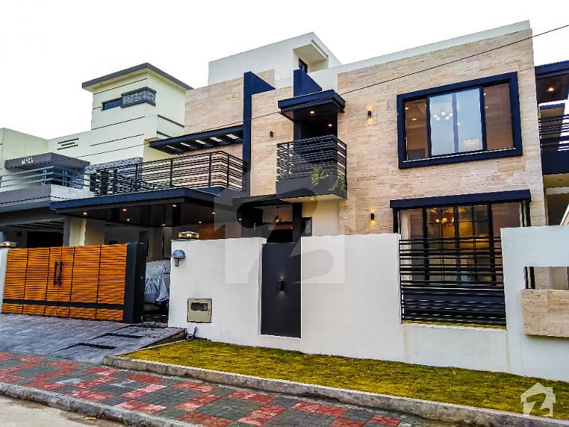 High Quality Top Most Architect Designed Bungalow For Sale
