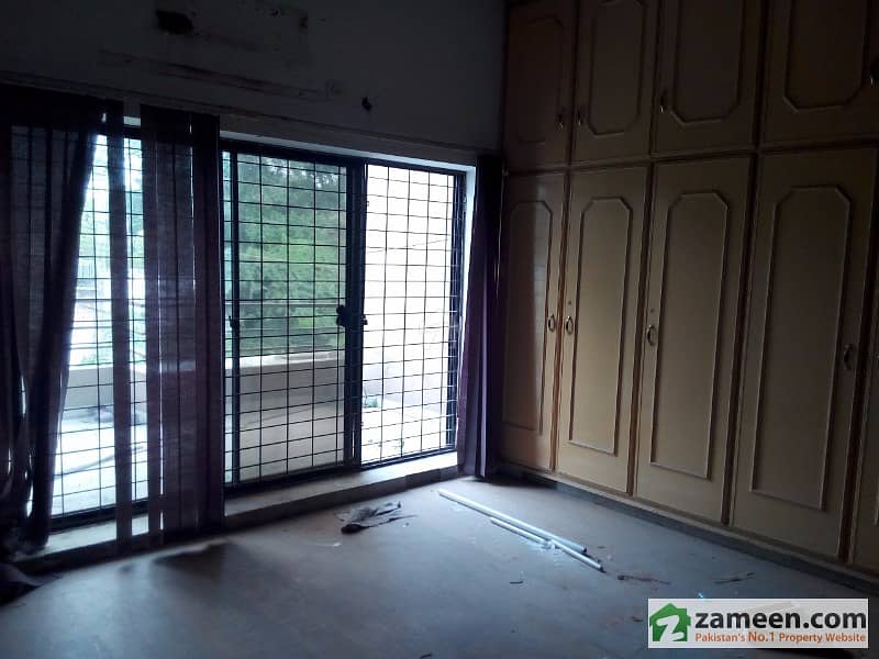 2 Kanal Lower Portion For Rent In Gulberg Upper Mall Near To Gym Khana Club