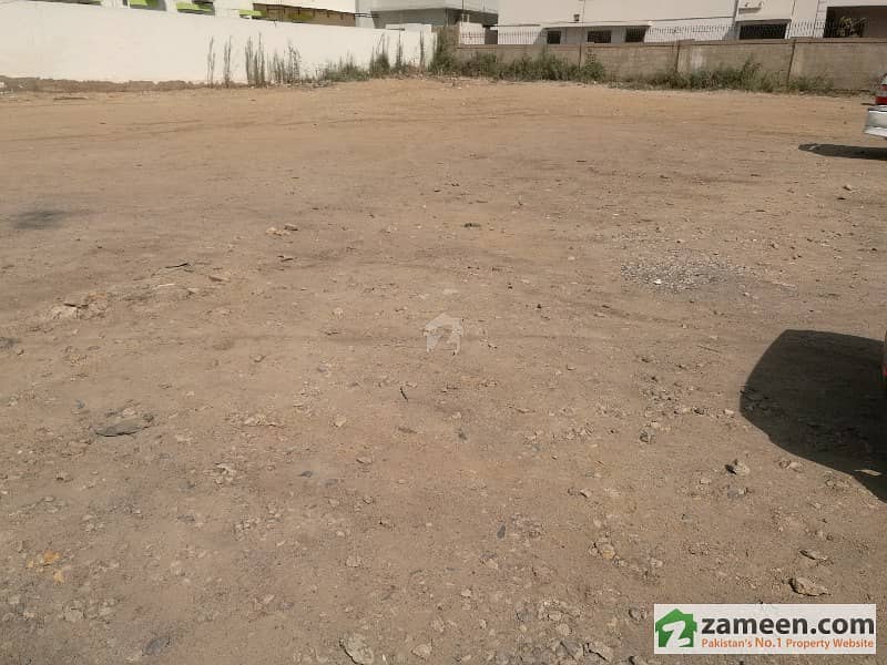 Defence 300 yards Residential plot sahil street 6 next to corner plot available for sale. 