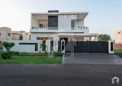 Designer Solid And Stylish Construction Near Park Owner Needy Designer Solid And Stylish Construction Near Park Owner Needy