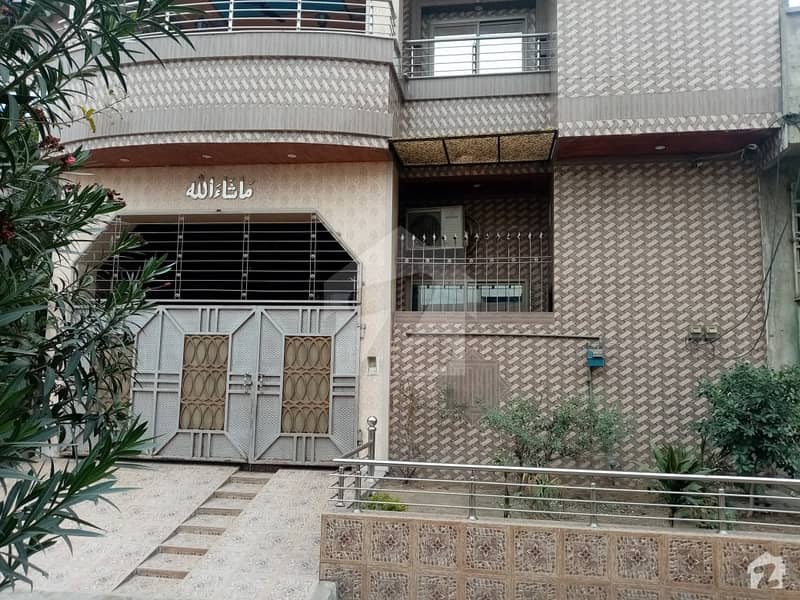 رحمان گارڈنز فیصل آباد میں 6 مرلہ مکان 1.1 کروڑ میں برائے فروخت۔