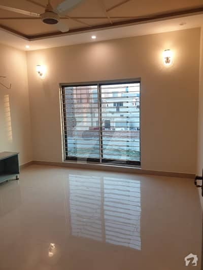 Brand New Luxury 5 Marla Full House With 3 Bed Attached For Rent Brand New Luxury 5 Marla Full House With 3 Bed Attached For Rent