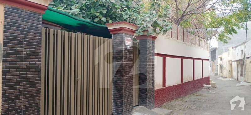 احمد پور روڈ بہاولپور میں 4 کمروں کا 10 مرلہ مکان 1.1 کروڑ میں برائے فروخت۔