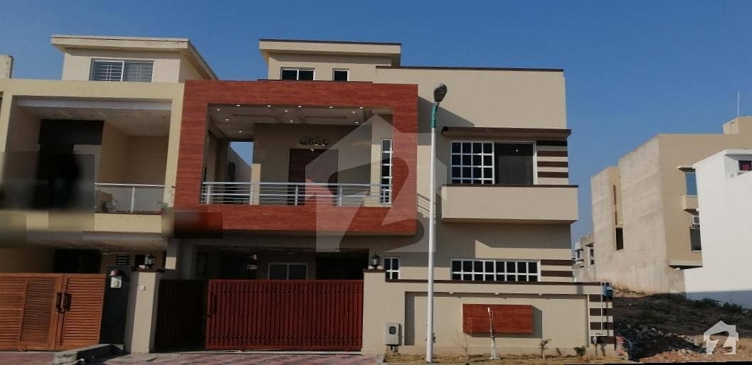 Brand New Double Unit & Double Storey House Available For Sale