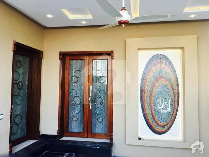 گرین سٹی ۔ بلاک سی گرین سٹی لاہور میں 3 کمروں کا 10 مرلہ مکان 70 ہزار میں کرایہ پر دستیاب ہے۔
