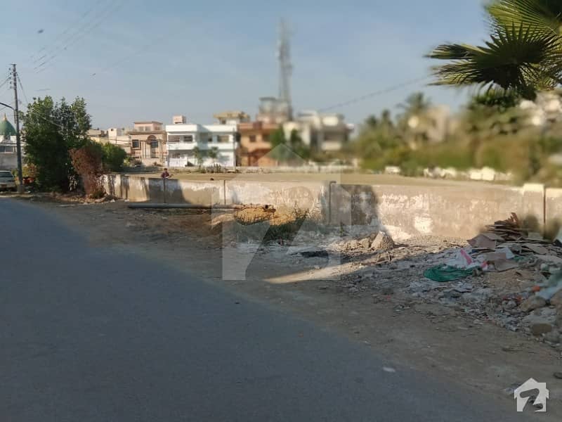 600 Yards Residential Plot For Sale In Old Rivain Society At Main University Road