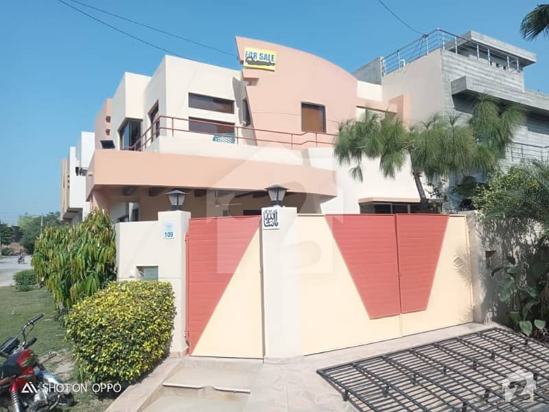 10 Marla Beautiful Bungalow For Sale In Al Amin Society Near Dha Lahore