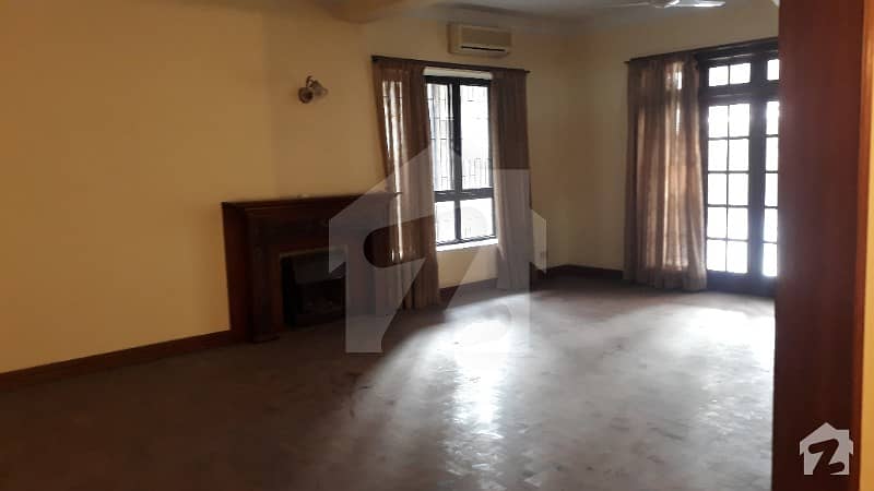 Al Noor Offers 1kanal Semi Furnished House For Rent In Cantt Area