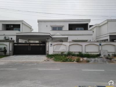 Here Is A Good Opportunity To Live In A Well Built House Here Is A Good Opportunity To Live In A Well Built House