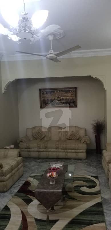 240 Sq Yards Double Storey Old House In Gulshan-E-Iqbal Block 3