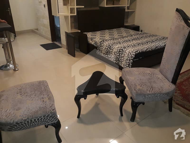 One Bed Luxury Furnished Flat Is Available For Rent By Day