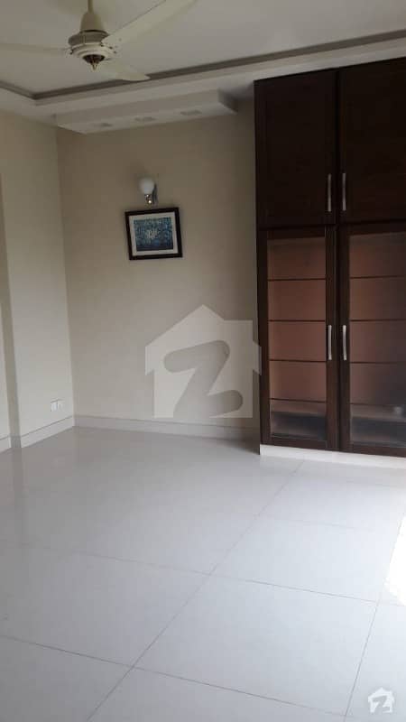10 Marla Beautiful House Available In DHA Phase5 BlockL