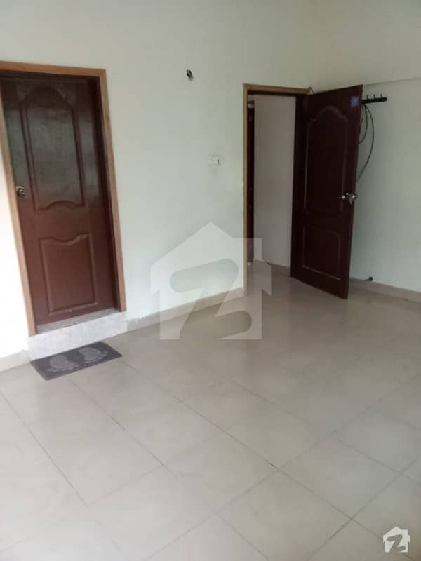 2 Bed Apartment For Rent 1st Floor Bungalow Facing