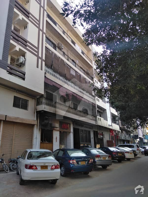 Full Floor Apartment For Sale At Most Prime Location Of Small Nishat