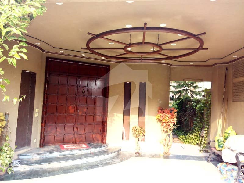 10 Marla Fully Furnish House Available For Rent