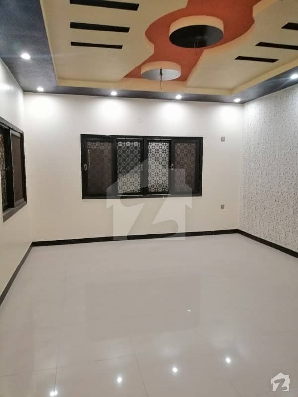 400 Sq Yard Double Storey Renovated Bungalow In Gulshan-e-Iqbal