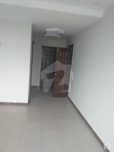 2 bed flate in ideal location and ideal condition 2 bed flate in ideal location and ideal condition