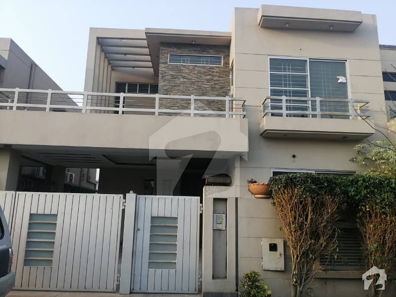 Brand New 10 Marla Luxurious House Available In DHA Phase5 LBlock