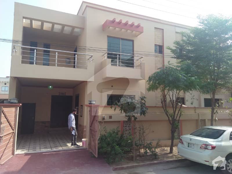 النور گارڈن فیصل آباد میں 4 کمروں کا 5 مرلہ مکان 87 لاکھ میں برائے فروخت۔