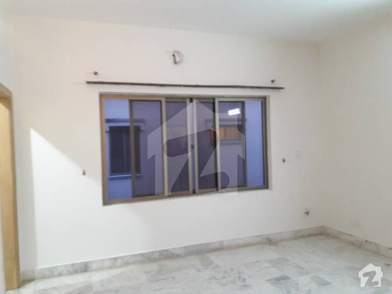 166 Sq Yards Ground Basement For Rent In G-9/3