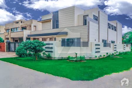 Corner Location 1 Kanal Brand New Luxury Bungalow For Sale Near Park Corner Location 1 Kanal Brand New Luxury Bungalow For Sale Near Park