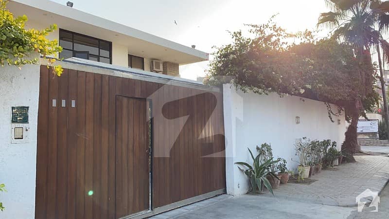 Dha Phase 2 500 Sq Yards 0wner Built Well Maintained Bungalow For Sale